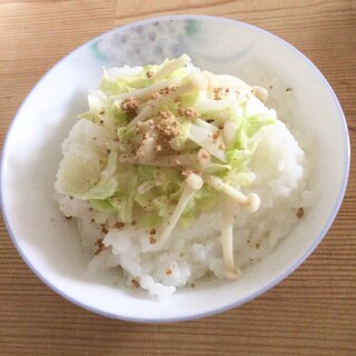 春キャベツえのき丼♪(*^ーﾟ)b